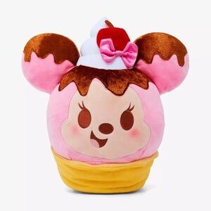 Munchlings Disney 10" Tall Minnie Mouse Scented Squeeze-A-Munch Plush Pink